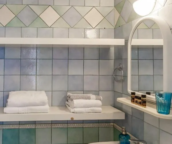 Sweet 3 Апартаменты *